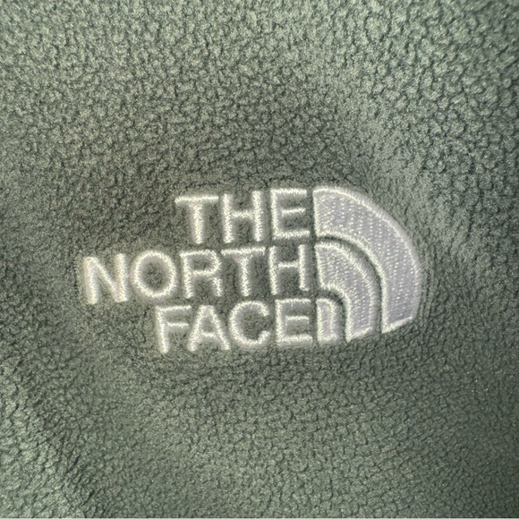Men’s The North Face 1/4 Zip Pullover Fleece Jacket Olive Green size Medium - Picture 1 of 5
